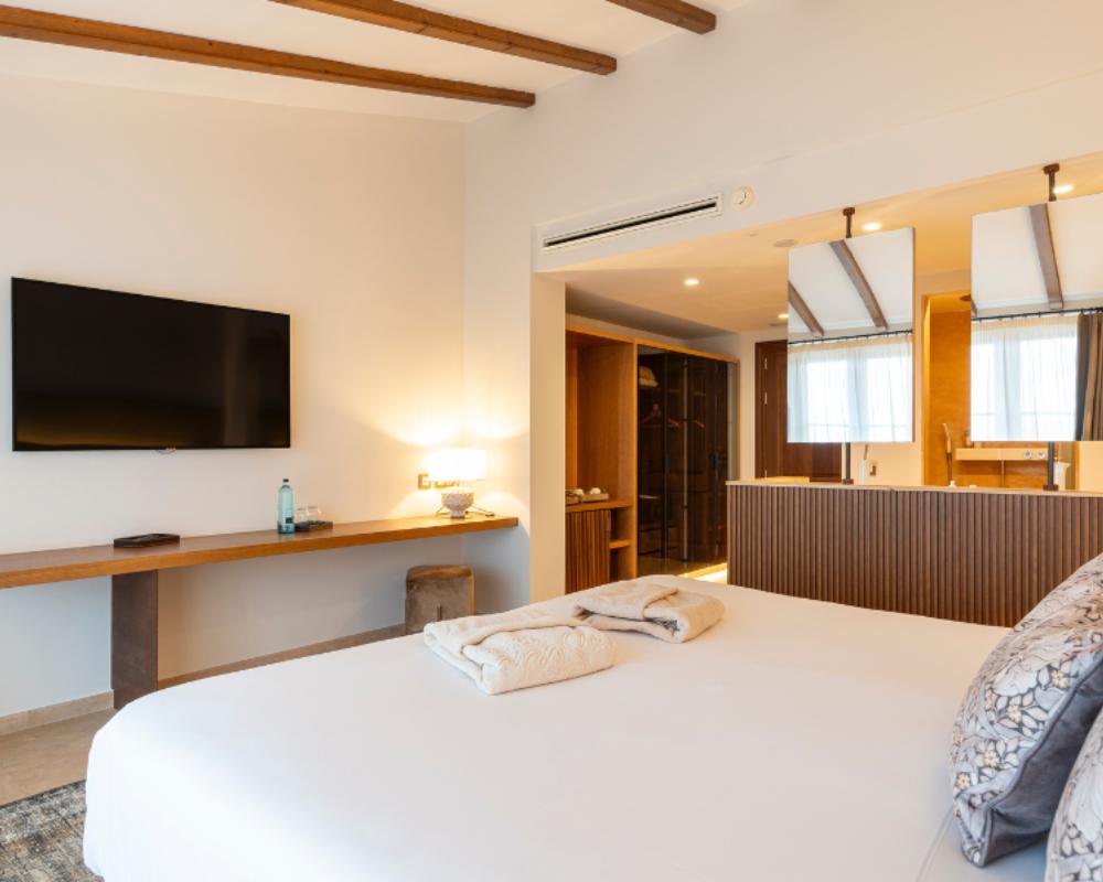 Suite Deluxe Creu de Tau Art & Spa Capdepera Suite Deluxe Creu de Tau Art & Spa Capdepera